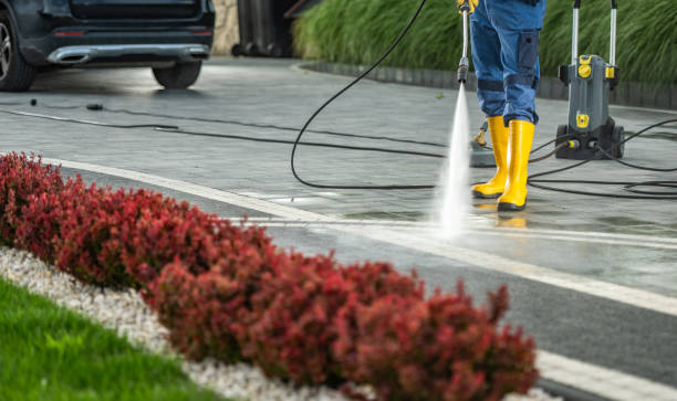 Best Parking Lot and Garage Cleaning  in Southgate, FL